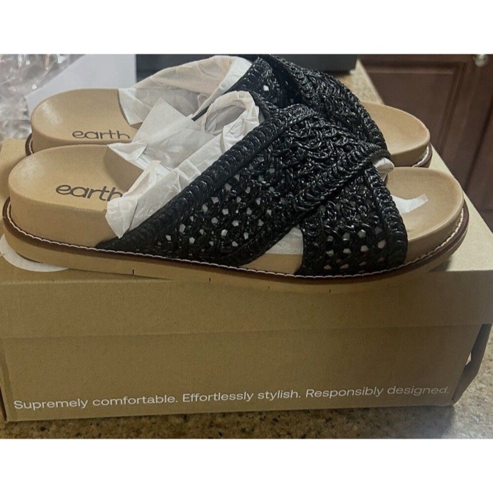 Earth Flurry2 Women’s 9 Black Woven Slip-On Comfort Sandals NEW IN BOX - Picture 2 of 3